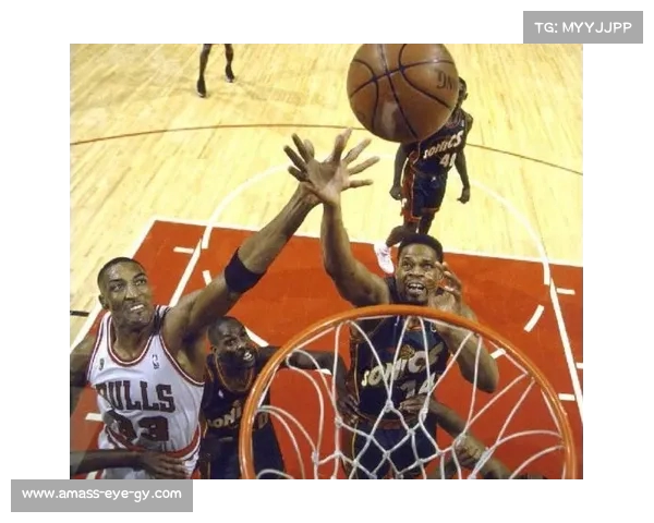 NBA十大经典扣篮瞬间盘点 每个都让人热血沸腾的精彩时刻 NBA十大经典扣篮瞬间盘点 每个都让人热血沸腾的精彩时刻